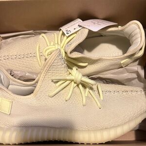 Adidas Yeezy Boost 350 V2 in Butter